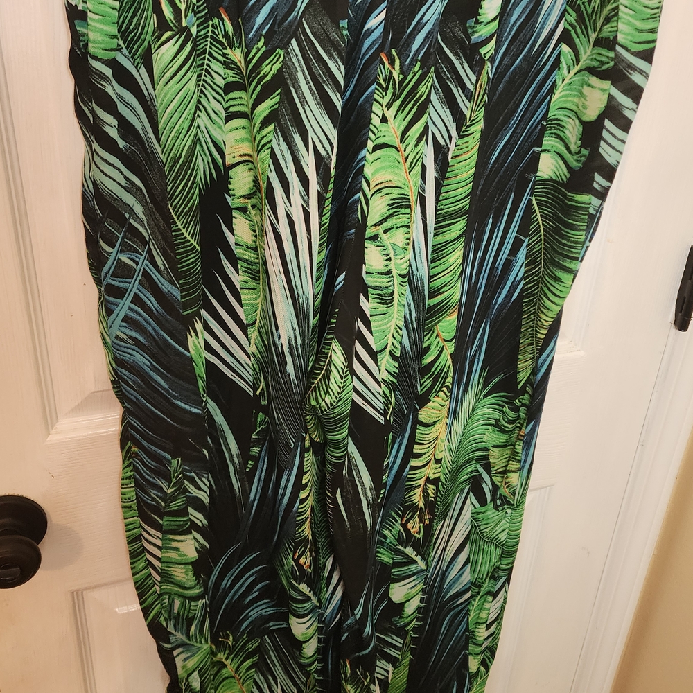 SHEIN Green Leaf Print Wide Leg Pants - Picture 3 of 5